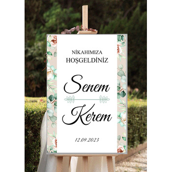 Krem Güller ile Defne Yaprakları ve Beyaz Bordür Temalı Söz Nişan Nikah Dekota Karşılama Panosu