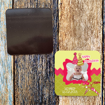 Kukuletalı Magnet