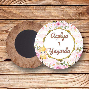 Kuzu Pembe Çizgili Temalı Daire Ahşap Magnet