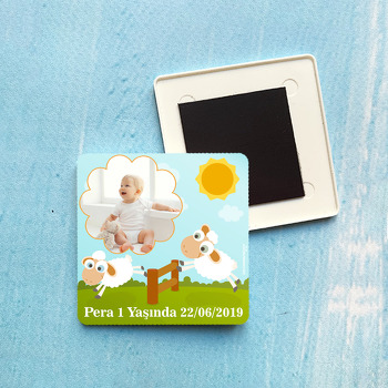 Kuzu Temalı Doğum Günü Kare Plastik Kare Magnet