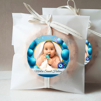 Mavi Balonlar ile Mavi Fonda Nazar Boncuğu Sünnet Hatırası Temalı Sticker