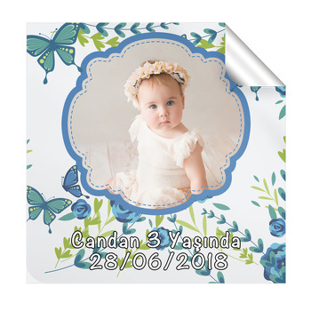 Mavi Çiçek Ve Kelebek Temalı Kare Etiket