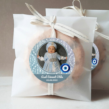 Mavi Degradeli Fatmanın Eli ile Nazar Boncuğu Sünnet Temalı Sticker