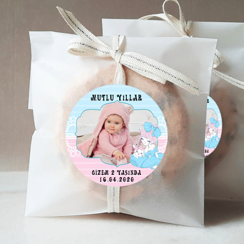 Mavi Elbiseli Balerin Temalı Resimli Sticker