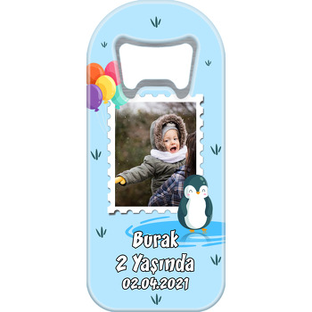 Mavi Fonda Pul Çerçeve ile Balon ve Penguen Temalı Doğum Günü Uzun Açacak