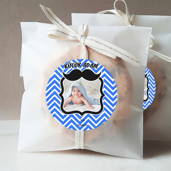 Mavi Fonlu Bıyık Temalı Sticker