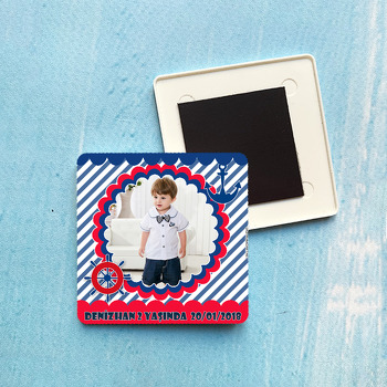 Mavi Fonlu Denizci Temalı Kare Plastik Kare Magnet