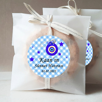 Mavi Kareli Fonda Nazarlık ile Sünnet Temalı Sticker