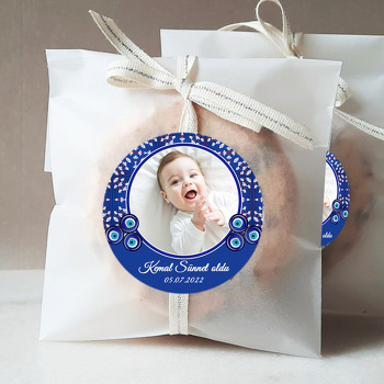 Minik Çiçekli Çini Desen ile Nazarlıklı Sünnet Temalı Sticker