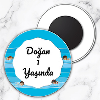 Minik Yüzücü Temalı Daire Plastik Magnet