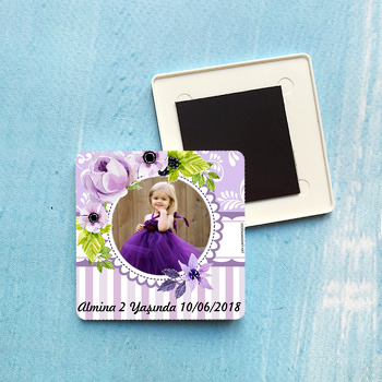 Mor Çiçek Temalı Kare Plastik Kare Magnet