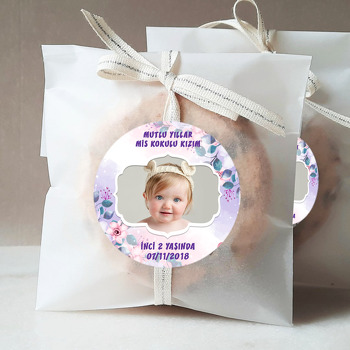 Mor Çiçekler Temalı Resimli Sticker