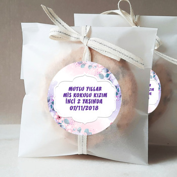 Mor Çiçekler Temalı Sticker
