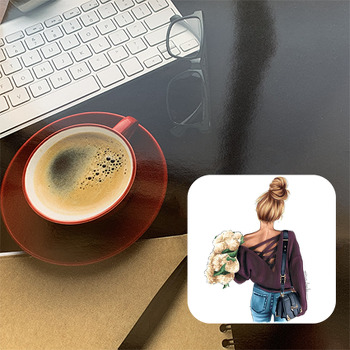Mor Koltukta Moda Çizim Temalı Bardak Altlığı