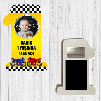 Motorsiklet ile Sarı Fone Temalı Doğum Günü Magnet Açacak