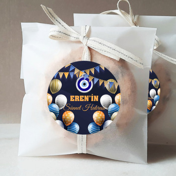 Nazar Boncuklu Flama ve Desenli Balonlarla Lacivert Fonda Sünnet Hatırası Temalı Sticker
