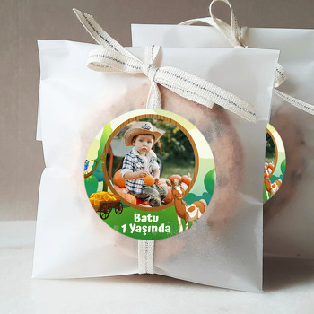 Neşeli Tay Temalı Sticker