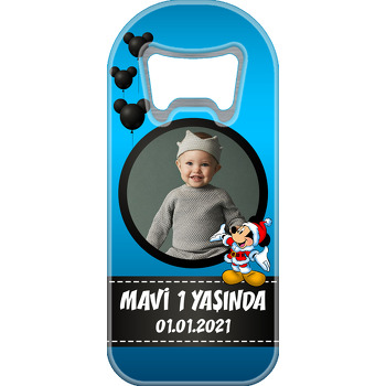 Noel Şapkalı Mickey Mouse Mavi Fon Temalı Uzun Magnet Açacak