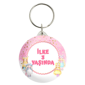 Oyuncak Bebekler ile Pembe Fon Temalı Anahtarlık