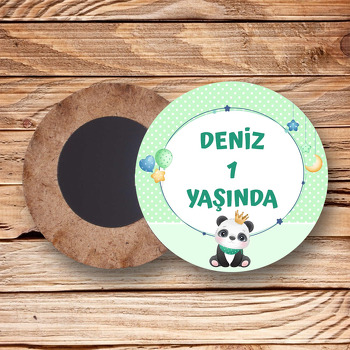 Panda ile Yıldızlı Çerçeve Temalı Ahşap Daire Magnet