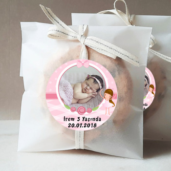 Pembe Balerin Temalı Resimli Sticker