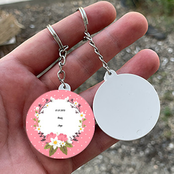 Pembe Çiçek Temalı Daire Plastik Anahtarlık