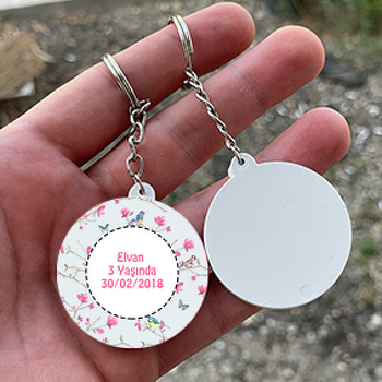 Pembe Çiçek Temalı Daire Plastik Anahtarlık