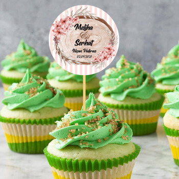 Pembe Çiçekler ile Ahşap Çerçeve Temalı Parti Kürdan Süs