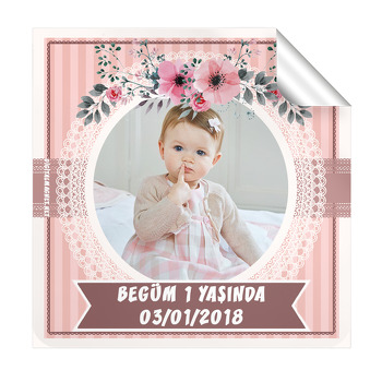 Pembe Çiçekler Temalı Doğum Günü  Kare Etiket