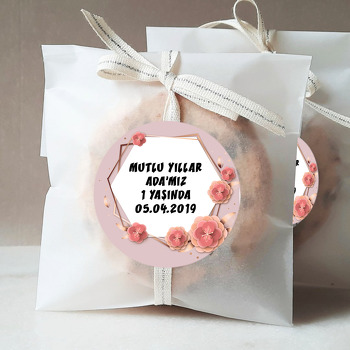 Pembe Çiçekler Temalı Sticker