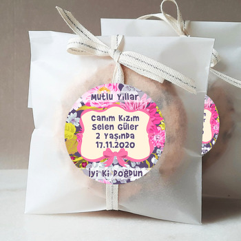 Pembe Çiçekler Temalı Sticker