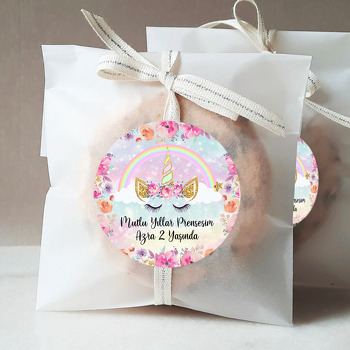 Pembe Çiçekler Ve Unicorn Temalı Sticker