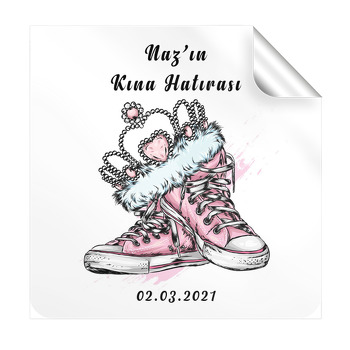 Pembe Converse ve Gelin Tacı Temalı Kare Sticker