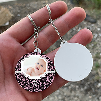 Pembe Desen Temalı Daire Plastik Anahtarlık