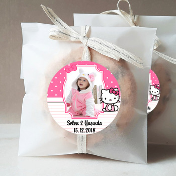 Pembe Dore Hello Kity Temalı Resimli Sticker