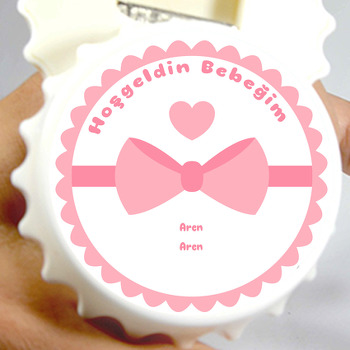 Pembe Kurdelalı Temalı Hoşgeldin Bebek Kapak Şekilli Magnet Açacak