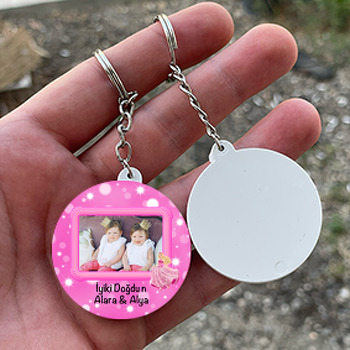 Pembe Prenses Temalı Resimli Daire Plastik Anahtarlık