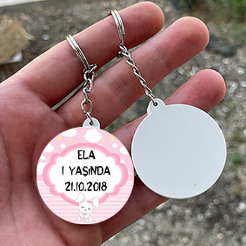 Pembe Tavşan Temalı Daire Plastik Anahtarlık