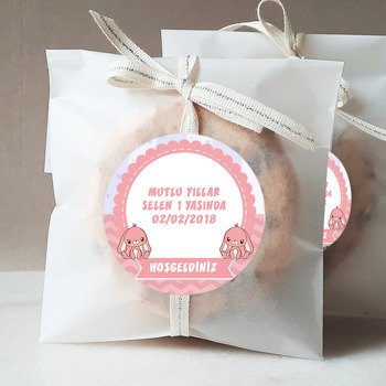 Pembe Tavşan Temalı Sticker