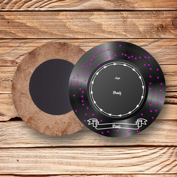 Pembe Yıldızlı Siyah Plak Temalı Ahşap Daire Magnet