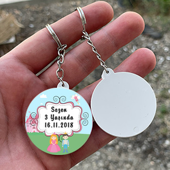 Prens ve Prenses Temalı Daire Plastik Anahtarlık