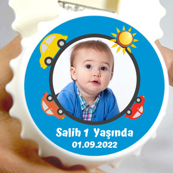 Renkli Arabala Çerçeve ile Mavi Fon Temalı Kapak Şekilli Magnet Açacak