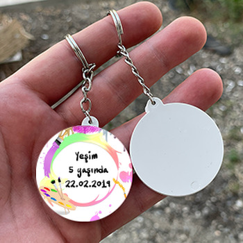 Renkli Boyalar Temalı Daire Plastik Anahtarlık