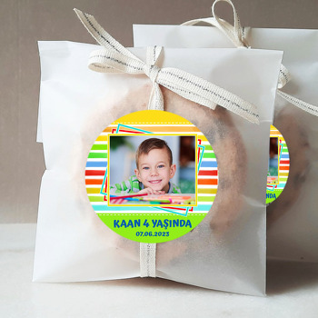Renkli Çizgiler Temalı Sticker