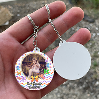 Renkli Kelebekler Temalı Resimli Daire Plastik Anahtarlık