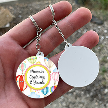 Renkli Uçan Balonlar Temalı Daire Plastik Hediyelik Anahtarlık