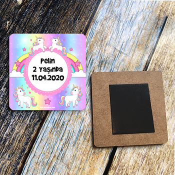 Renkli Unicorn Temalı Ahşap Kare Magnet