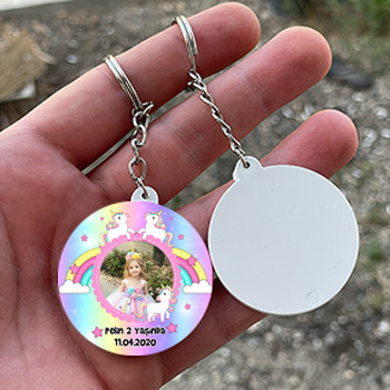 Renkli Unicorn Temalı Resimli Daire Plastik Anahtarlık