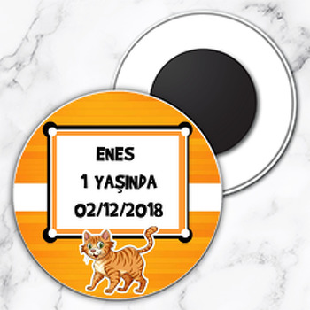 Şanslı Kedi Temalı Daire Plastik Magnet