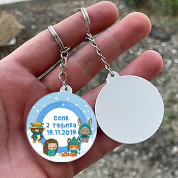 Şapkalı Kar Hayvanları Temalı Daire Plastik Anahtarlık